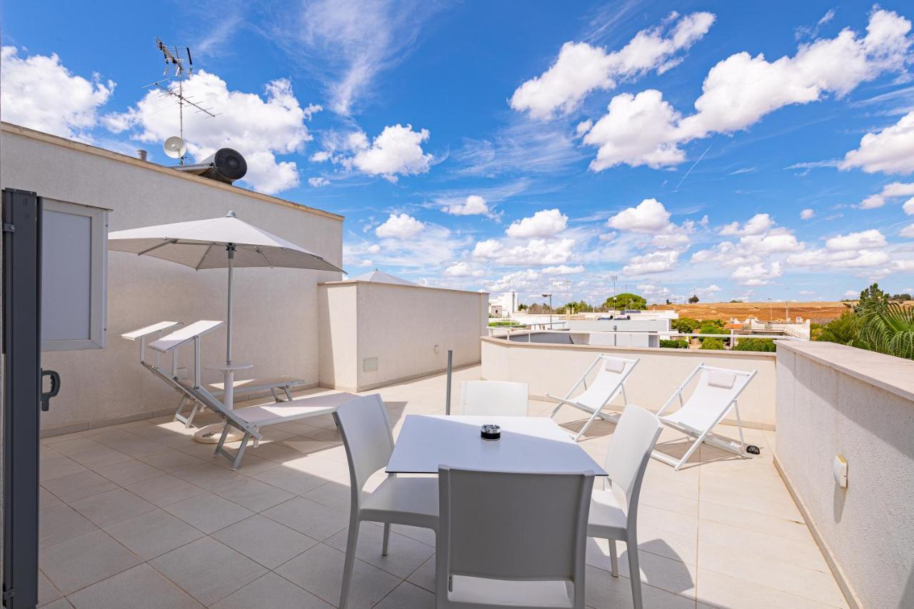 Peninsula Apartments Porto Cesareo Exterior photo