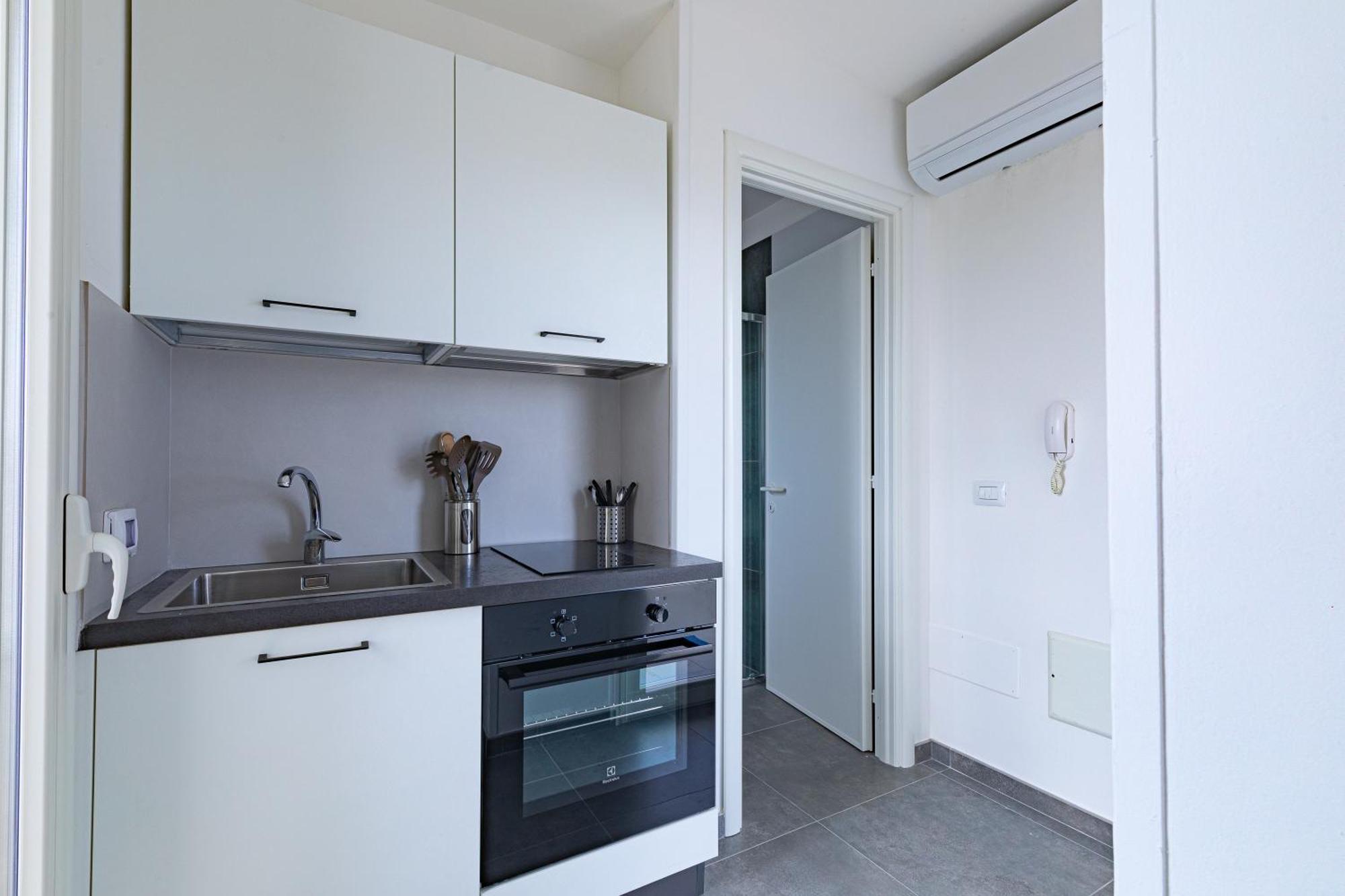 Peninsula Apartments Porto Cesareo Exterior photo